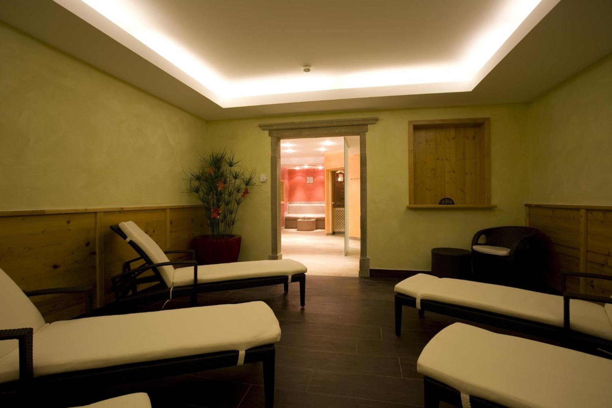 Hotel Seraina سيلس ماريا المظهر الخارجي الصورة
