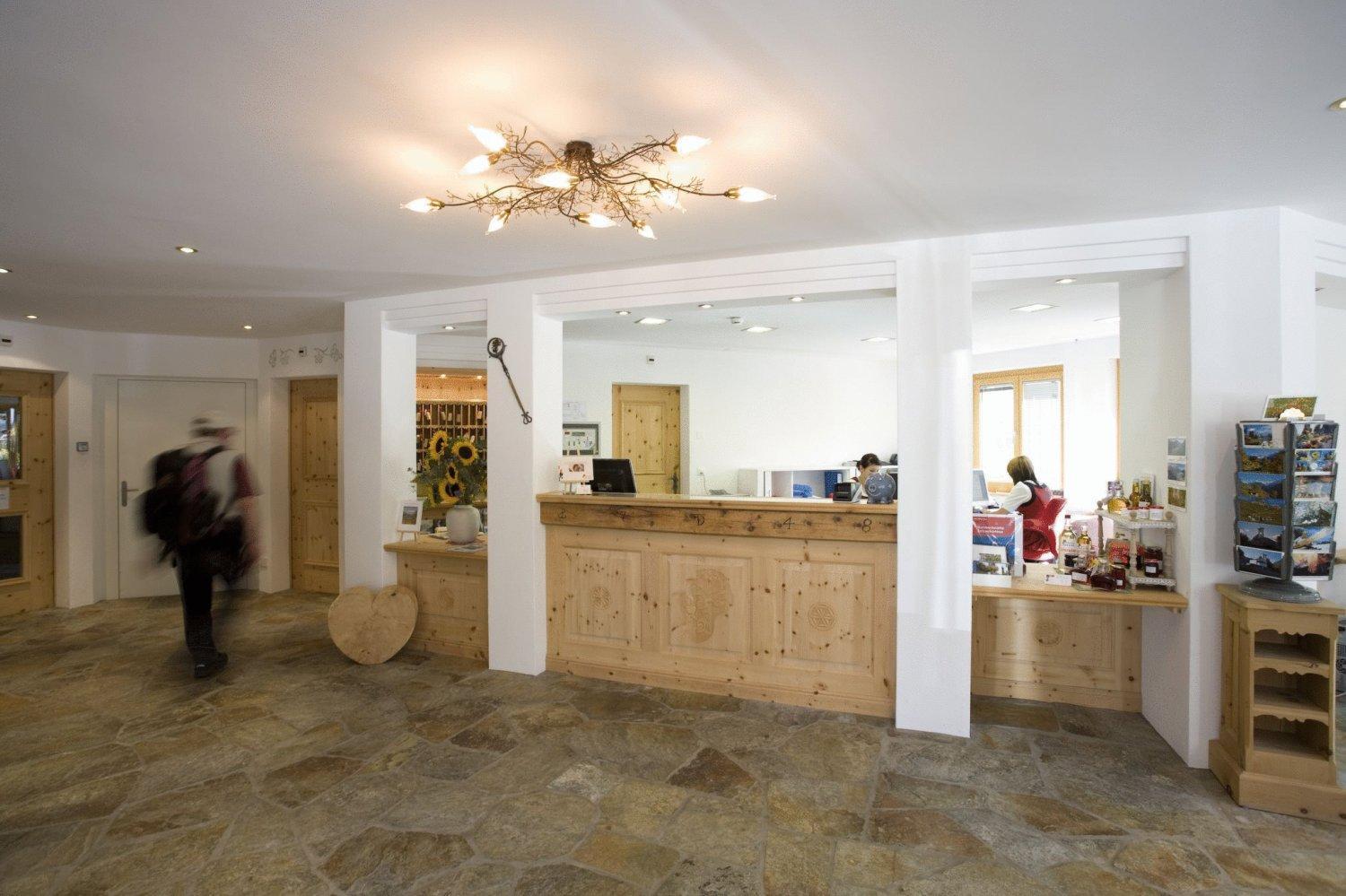 Hotel Seraina سيلس ماريا المظهر الخارجي الصورة