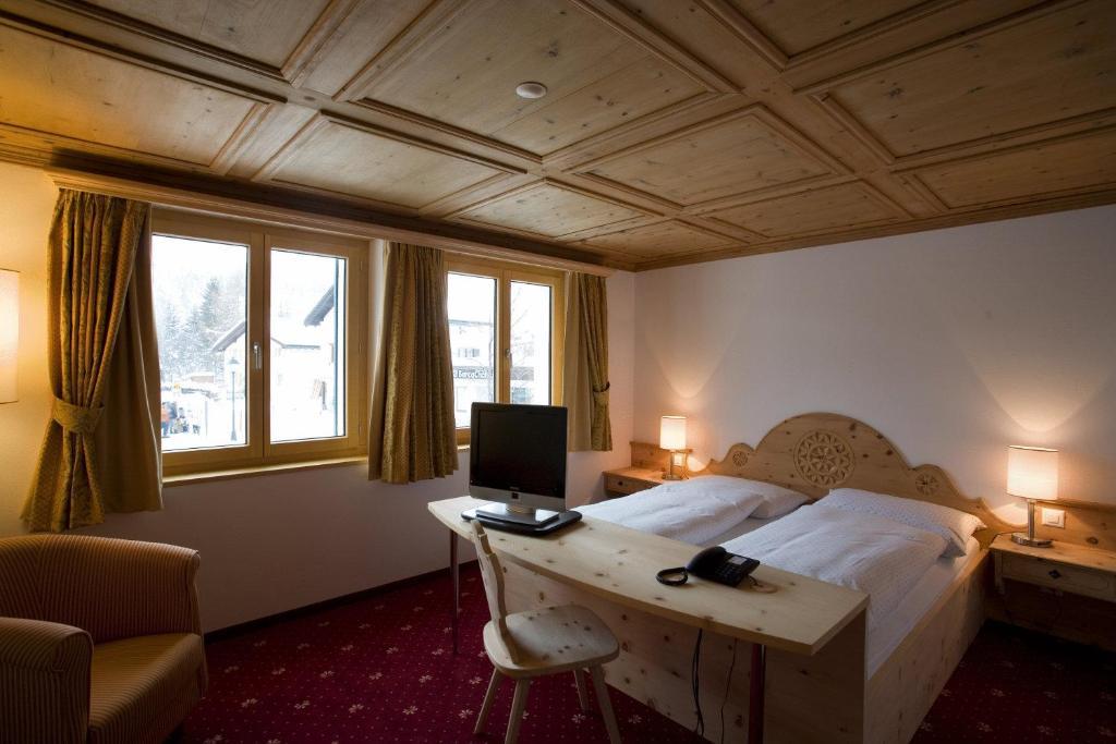 Hotel Seraina سيلس ماريا المظهر الخارجي الصورة