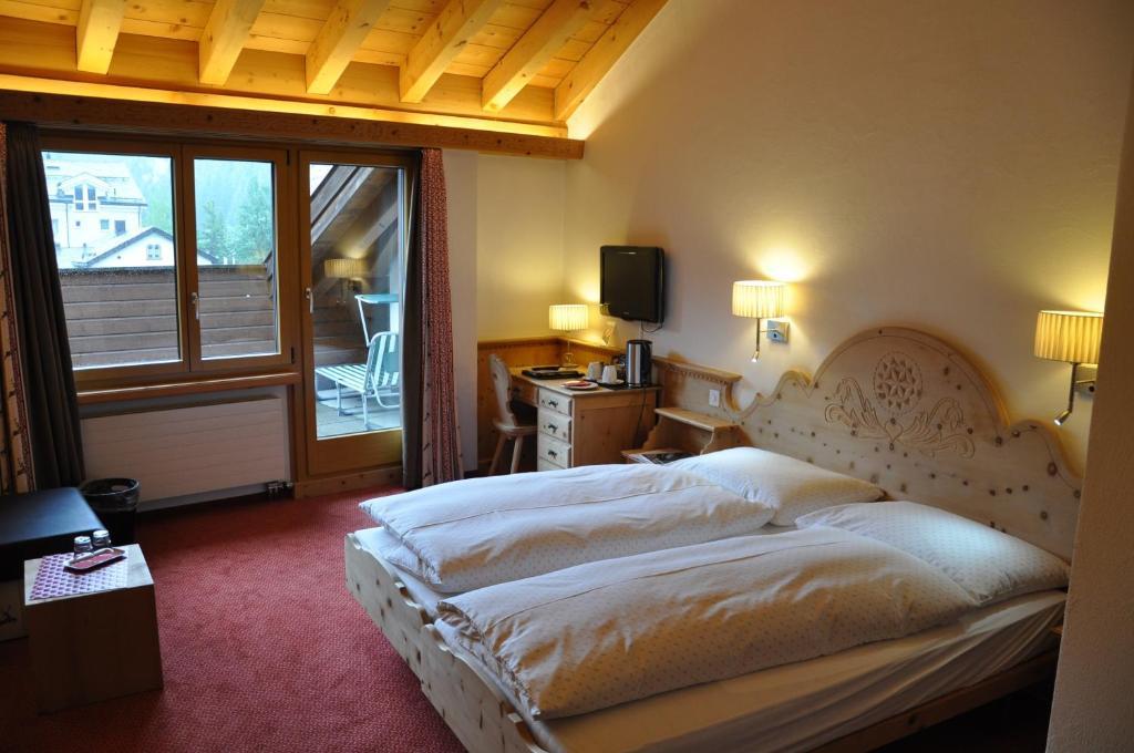 Hotel Seraina سيلس ماريا الغرفة الصورة